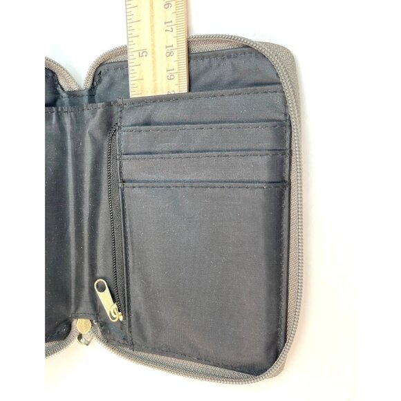 Snake Print Faux Leather Wristlet Wallet With Multiple Compartments & Zipper Clo - Picture 5 of 6